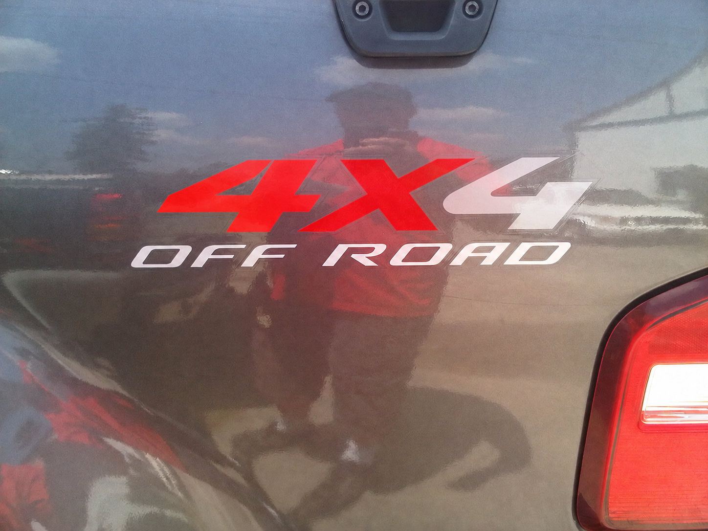 4X4 Off Road Two-Tone Lettering Bedside Vinyl Decal Sticker for Ford F-150
