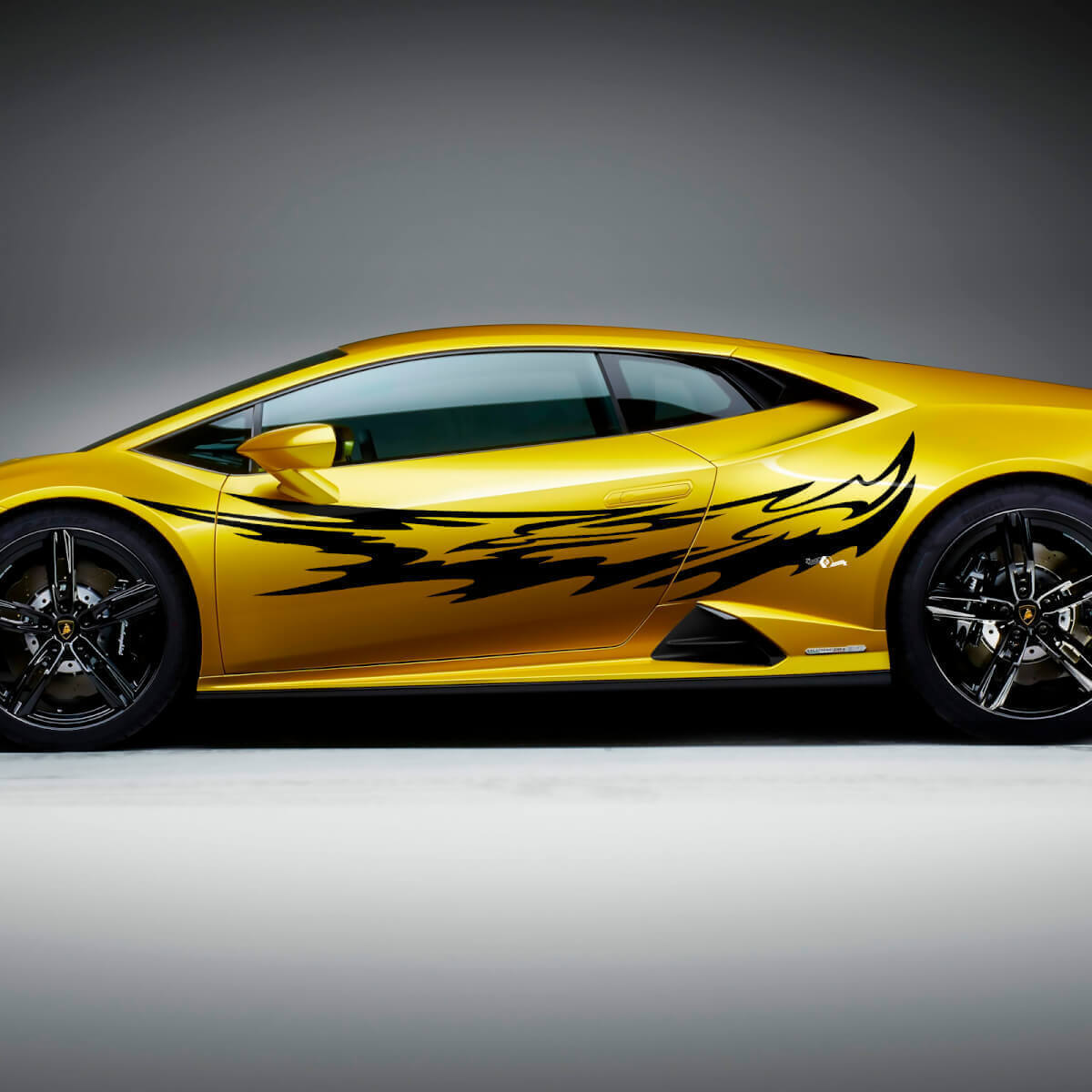 Lightning Tribal Side Racing Vinyl Decal Sticker Graphics for Lamborghini Huracan Evo