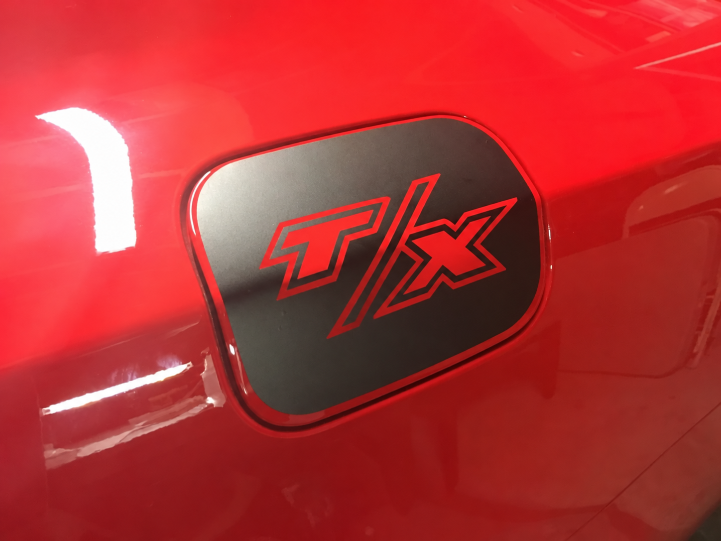Custom T/X Gas Door Overlay Rear Fender Vinyl Decal Sticker for Dodge Charger 2011-2017