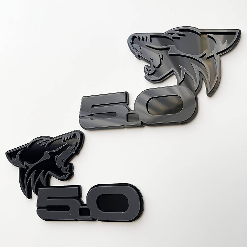 COYOTE 5.0 Guardabarros Insignias Emblema Placa 3D