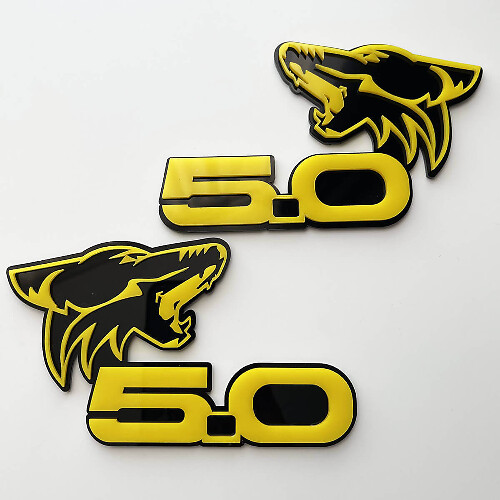 COYOTE 5.0 Guardabarros Insignias Emblema Placa 3D 4