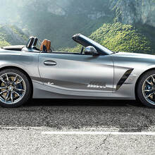 Side Door Accent Stripes with M Logo BMW Z4 Vinyl Decal Sticker
 2