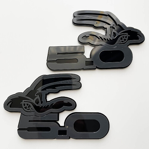 COYOTE 5.0 Fender Badges Emblem 3D Badge Black vs Grey 2
 1
