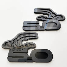 COYOTE 5.0 Fender Badges Emblem 3D Badge Black vs Grey 2
 3