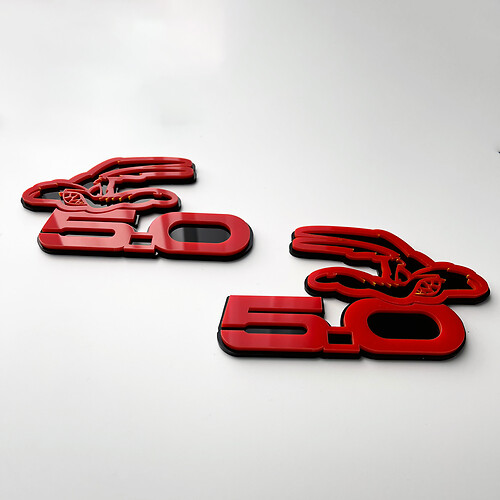 COYOTE 5.0 Fender Badges Emblem 3D Badge Black vs Red
