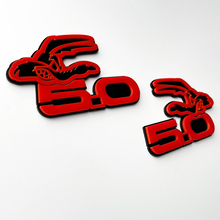 COYOTE 5.0 Fender Badges Emblem 3D Badge Black vs Red
 2