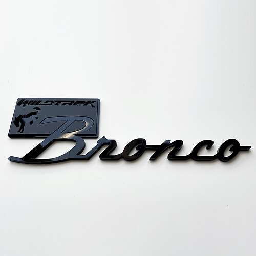 Bronco Wildtrak Fender Badges Tailgate Emblem 3D Badge Black vs Grey
