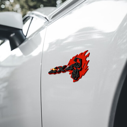 Flame Skull 4x4 Guardabarros Distintivos Emblema de Portón Insignia 3D
