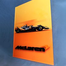 Panneau mural d'atelier en acrylique brillant F1 personnalisé McLaren 3